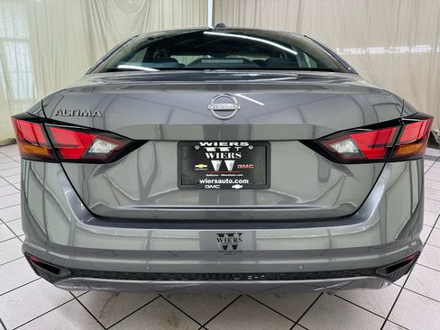 Used 2025 Nissan Altima 2.5 S FWD image 6