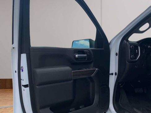 Used 2022 Chevrolet Silverado 2500 LT AWD/4WD image 7