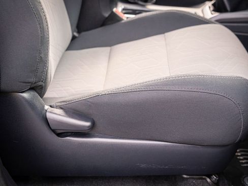 Used 2020 Toyota Tacoma TRD Off-Road image 31