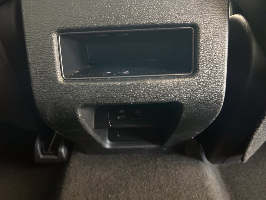 Used 2023 Mitsubishi Outlander SE FWD image 28