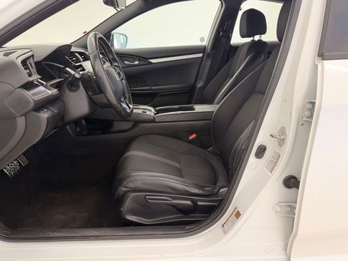 Used 2020 Honda Civic Sport image 5