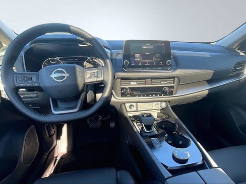 New 2026 Nissan Rogue Platinum w/ Platinum Premium Package image 6