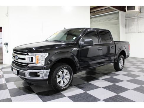 Used 2020 Ford F150 XLT image 7