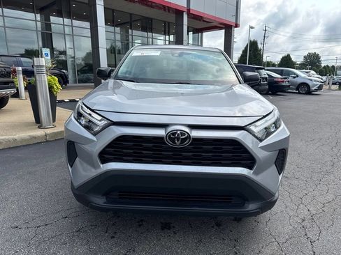 Used 2023 Toyota RAV4 LE FWD image 11