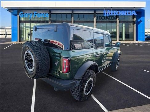 Used 2024 Ford Bronco Badlands image 2