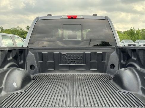 Used 2022 Ford F250 Lariat w/ Tremor Off-Road Package image 32