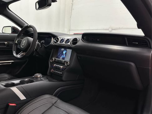 Used 2022 Ford Mustang Shelby GT500 w/ Technology Package RWD image 14