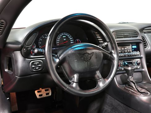 Used 1997 Chevrolet Corvette Coupe w/ Memory Pkg RWD image 69