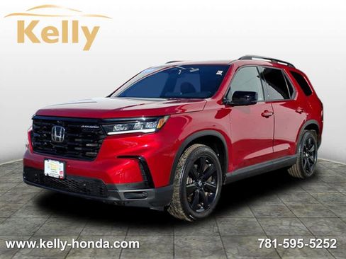 Certified 2025 Honda Pilot Black Edition image 1