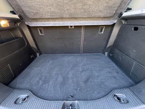 Certified 2018 Chevrolet Trax LT w/ LT Convenience Package image 15