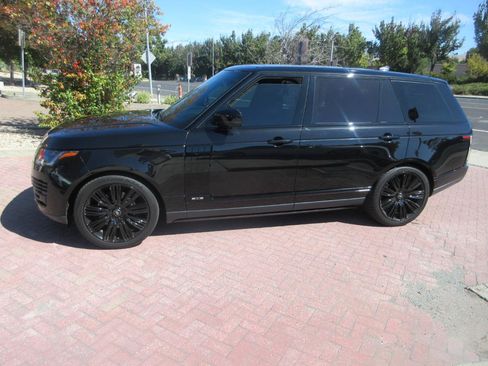 Used 2021 Land Rover Range Rover P525 Westminster Edition LWB AWD/4WD image 3