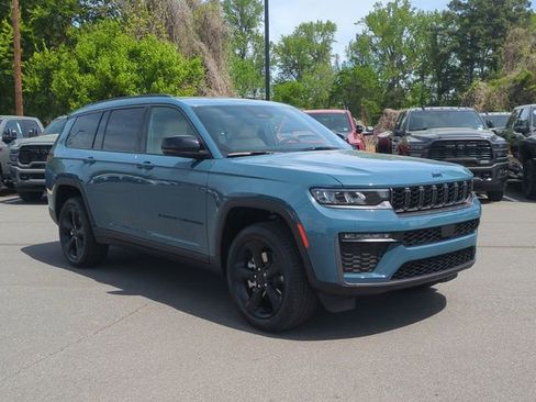 New 2026 Jeep Grand Cherokee L Limited AWD/4WD image 15
