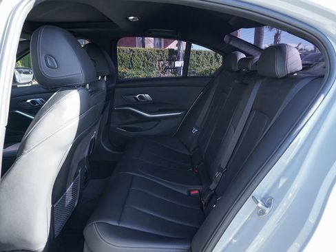 Used 2023 BMW M340i w/ Shadowloine Package image 38