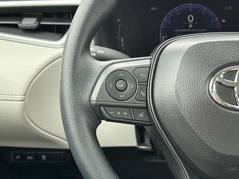 New 2026 Toyota Corolla Cross L image 15