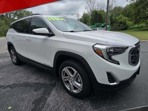 Used 2018 GMC Terrain SLE w/ Driver Convenience Package image 1