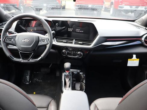 New 2026 Chevrolet Trax RS w/ Driver Confidence Package FWD image 19