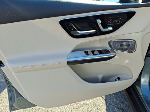 New 2026 Mercedes-Benz GLC 300 4MATIC image 7