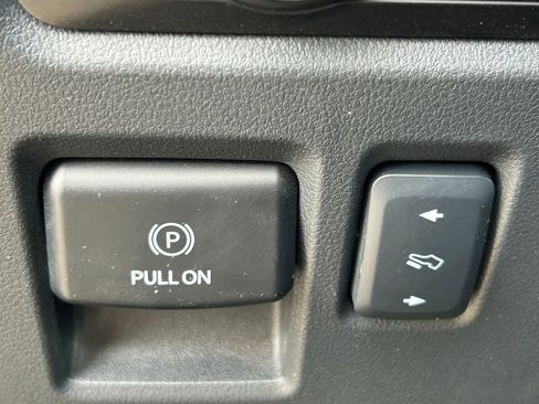 Used 2025 Ford F150 Raptor image 32