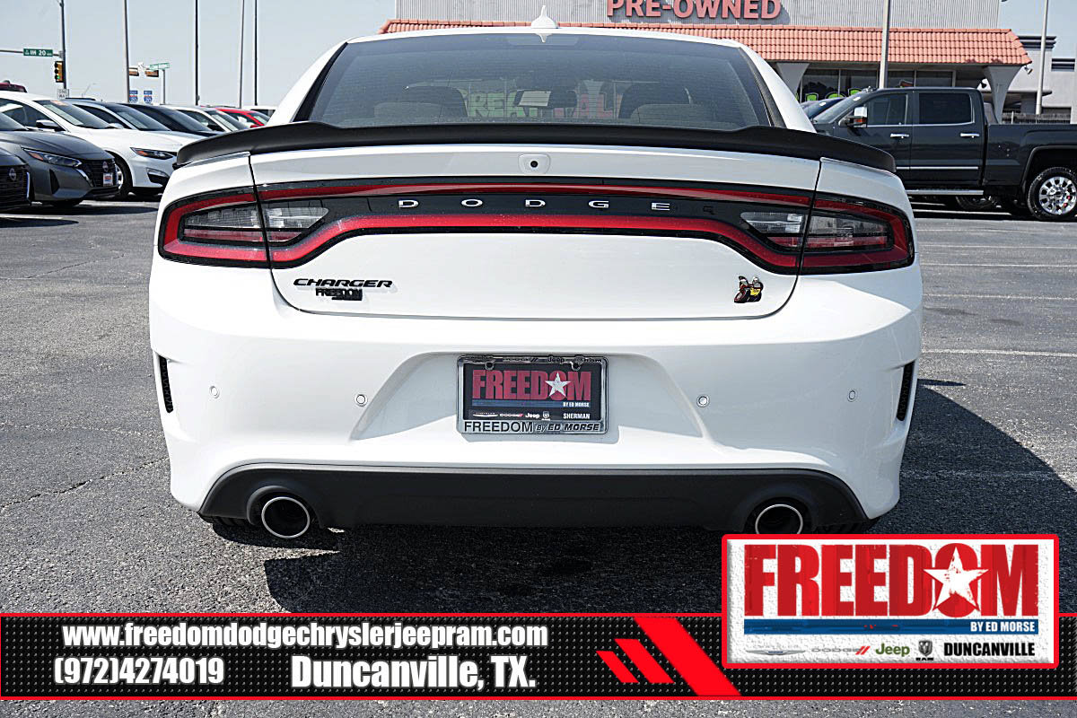 New 2023 Dodge Charger Scat Pack w/ Harman/Kardon Audio Group RWD image 4