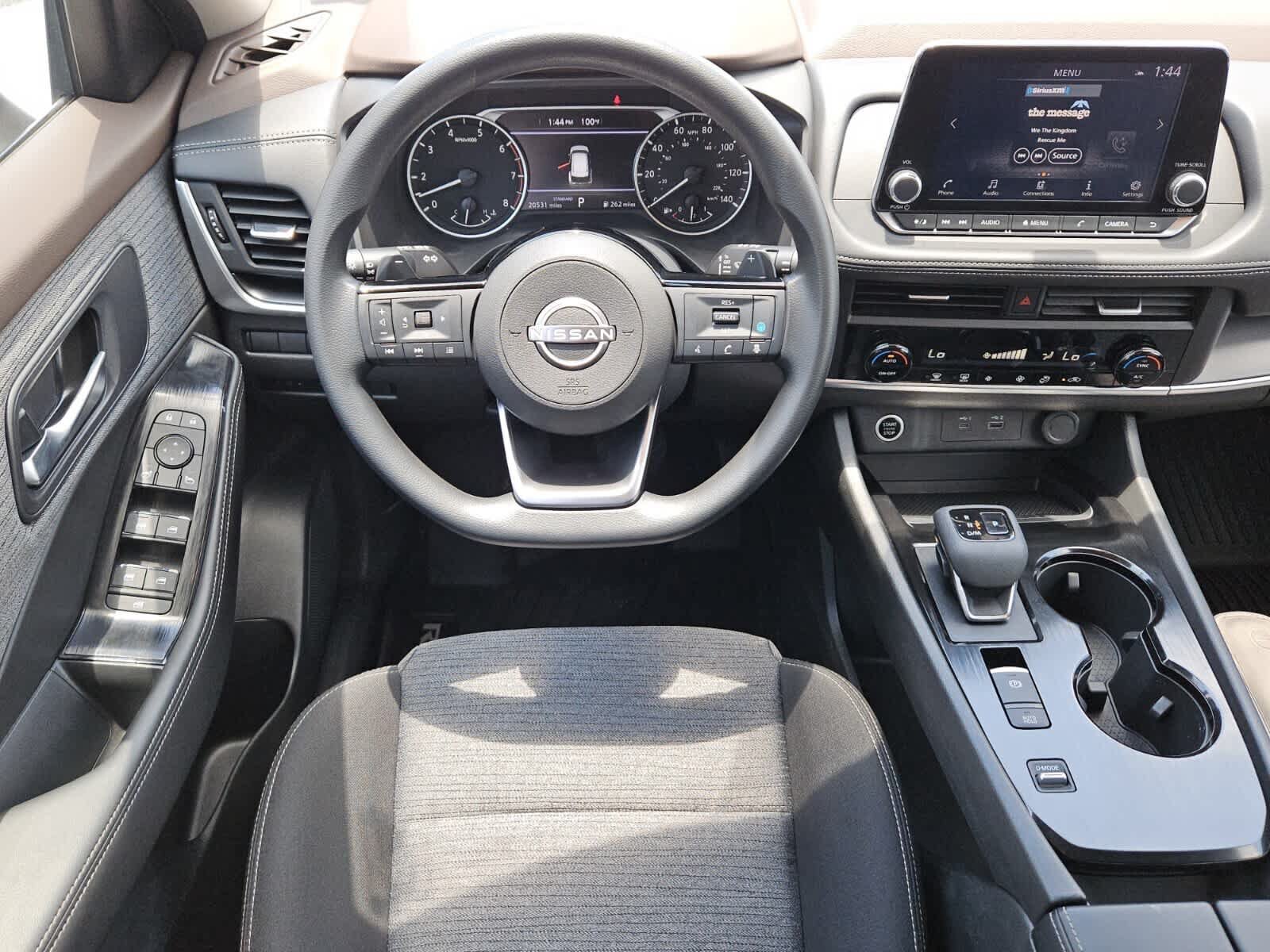 Used 2023 Nissan Rogue SV FWD image 5