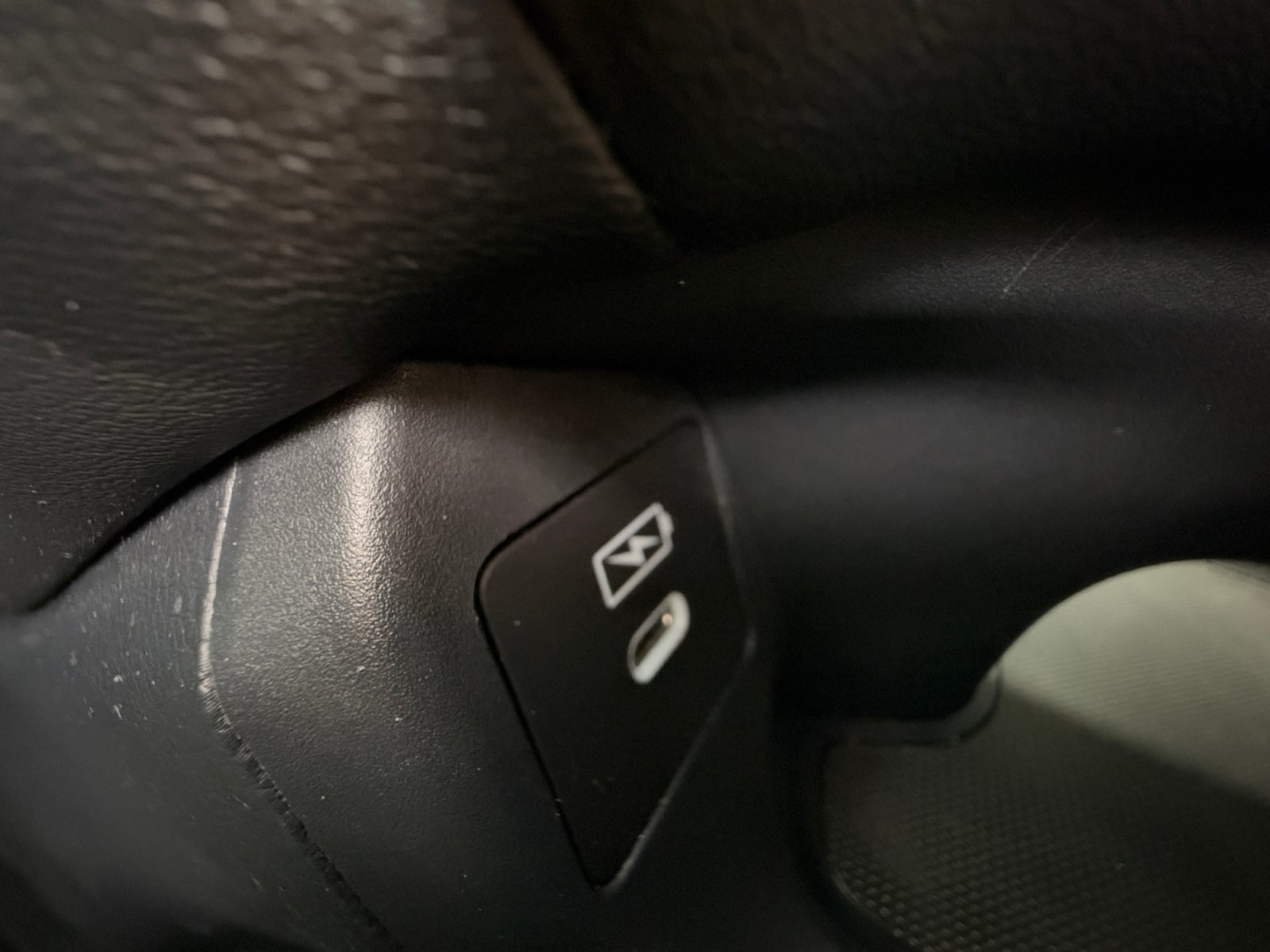 Used 2024 Honda HR-V LX image 31