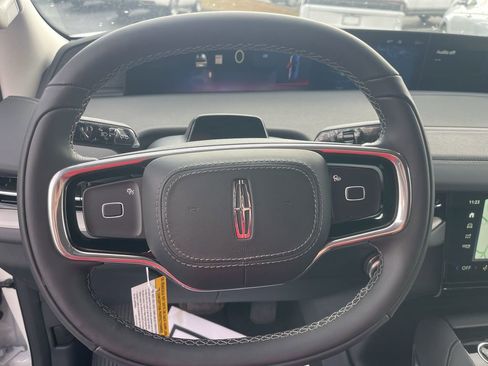 New 2025 Lincoln Navigator Reserve image 20