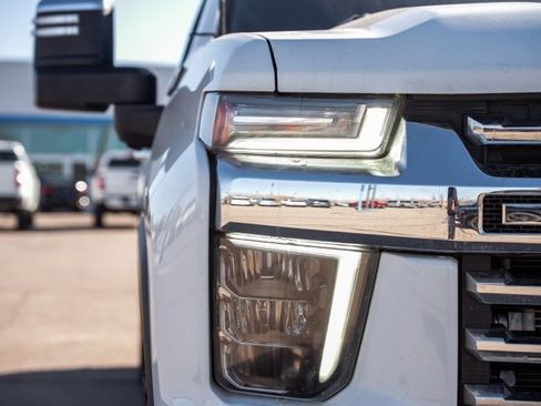 Used 2022 Chevrolet Silverado 2500 LTZ w/ LTZ Convenience Package image 15