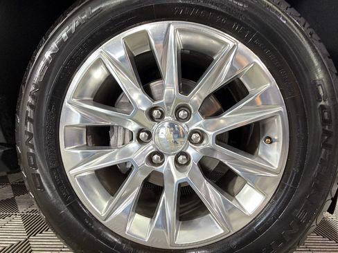 Used 2023 Chevrolet Suburban Premier RWD image 42