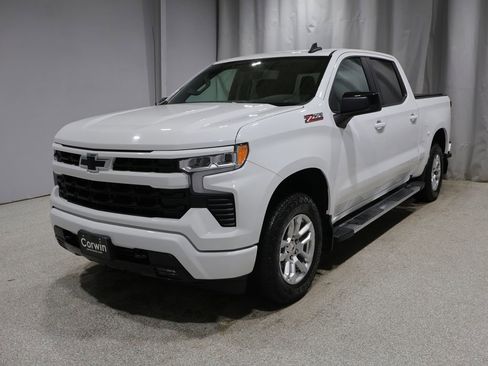 Used 2022 Chevrolet Silverado 1500 RST w/ Z71 Off-Road Package AWD/4WD image 7