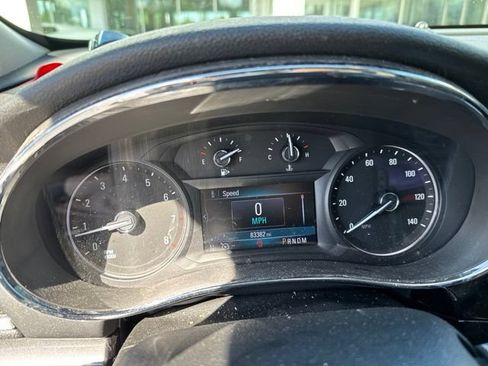Used 2021 Buick Encore Preferred w/ Safety Package FWD image 5