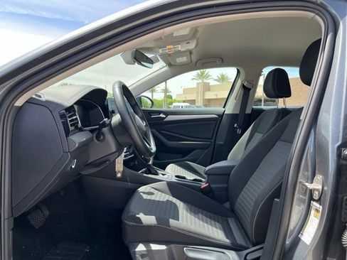 Used 2025 Volkswagen Jetta S FWD image 15