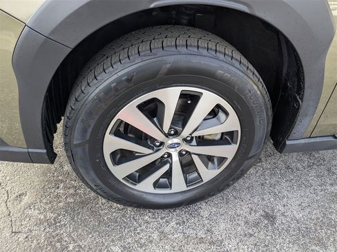 Used 2023 Subaru Outback Premium image 10