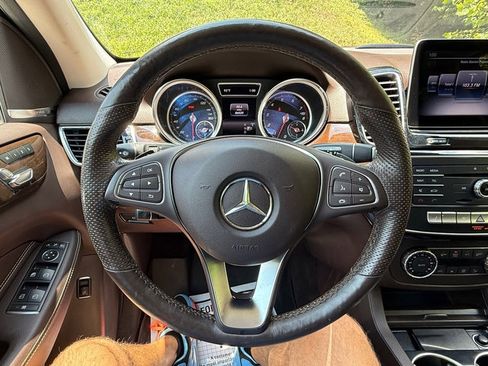Used 2018 Mercedes-Benz GLE 350 4MATIC image 24