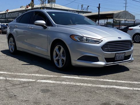 Used 2016 Ford Fusion S w/ Equipment Group 101A image 4