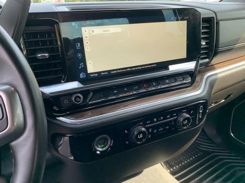 Certified 2024 Chevrolet Silverado 1500 LT AWD/4WD image 13