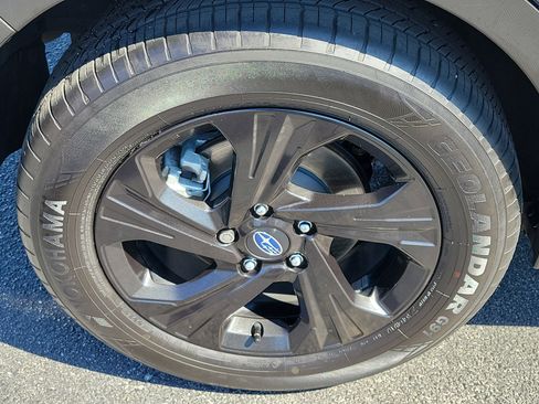 Certified 2025 Subaru Crosstrek 2.0i image 10