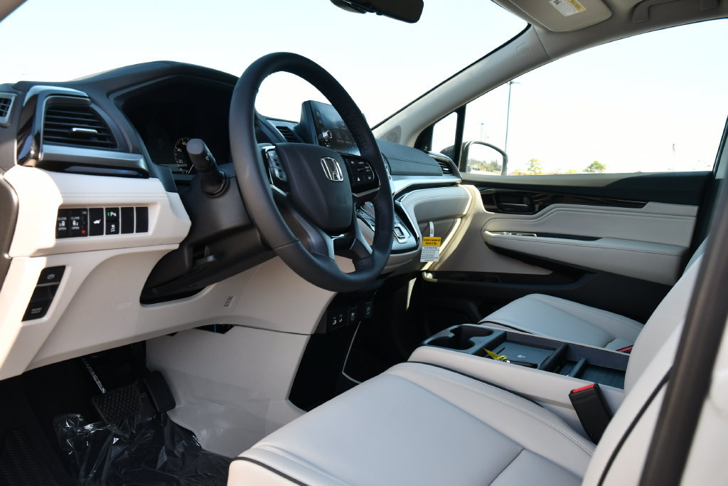 New 2027 Honda Odyssey Touring image 14