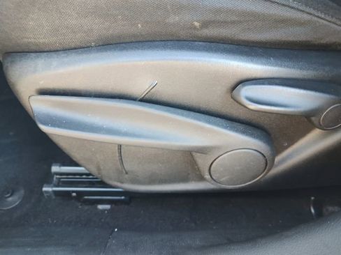 Certified 2018 Jeep Renegade Latitude image 27