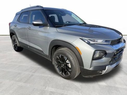 Used 2023 Chevrolet TrailBlazer LT w/ Convenience Package image 9