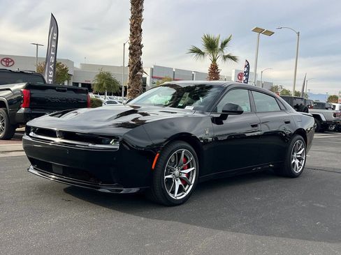 New 2026 Dodge Charger Daytona Scat Pack w/ Track Package AWD/4WD image 2