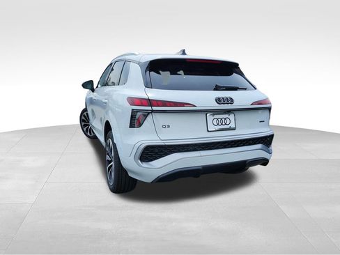 New 2026 Audi Q3 quattro 2.0T AWD/4WD image 4