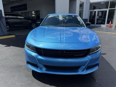 Used 2023 Dodge Charger SXT image 2