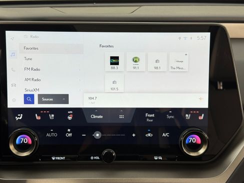 Used 2025 Lexus TX 350 TX 350 Premium w/ Technology Package image 27