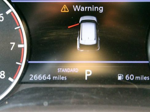 Used 2021 Nissan Rogue SV FWD image 22