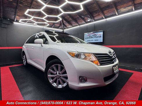 Used 2011 Toyota Venza image 1