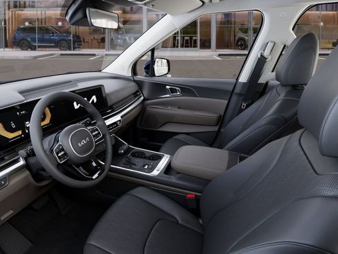 New 2026 Kia Carnival FWD image 17