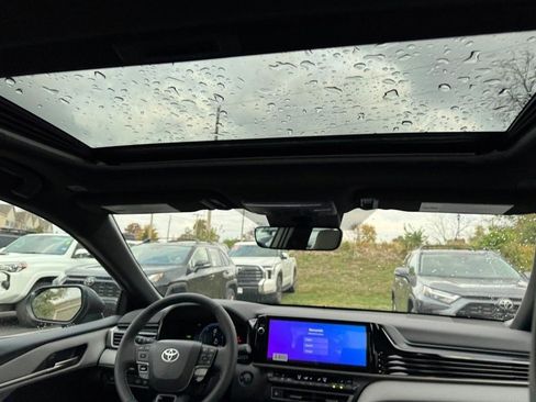 New 2026 Toyota Camry SE image 6