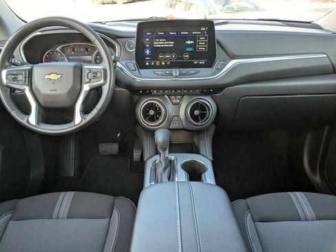 Used 2025 Chevrolet Blazer LT image 15