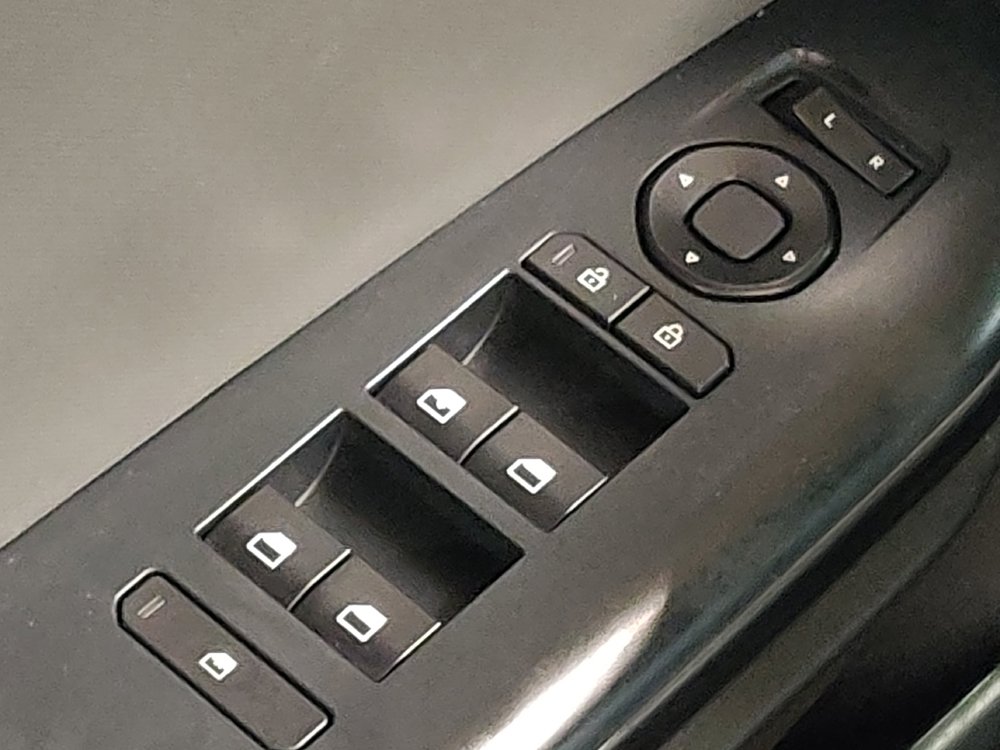 Used 2025 Kia K4 FWD image 27