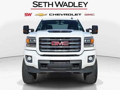Used 2019 GMC Sierra 2500 SLT w/ Duramax Plus Package image 2